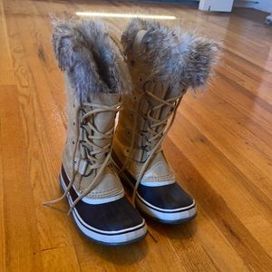 Sorel Joan of Arctic Boots